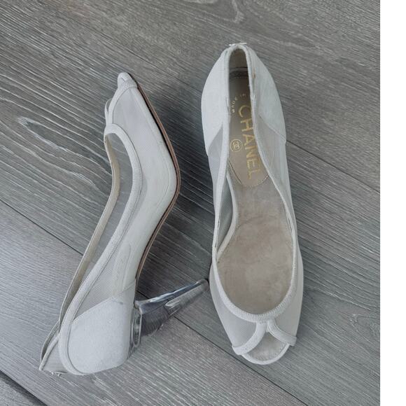 Chanel Vintage‎ Ivory Mesh Heels Size 38 Ultra Rare Audrey Hepburn Blair Waldorf - Picture 9 of 10
